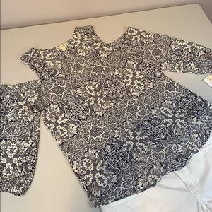 Cold Shoulder Navy Floral Top by love on a hanger